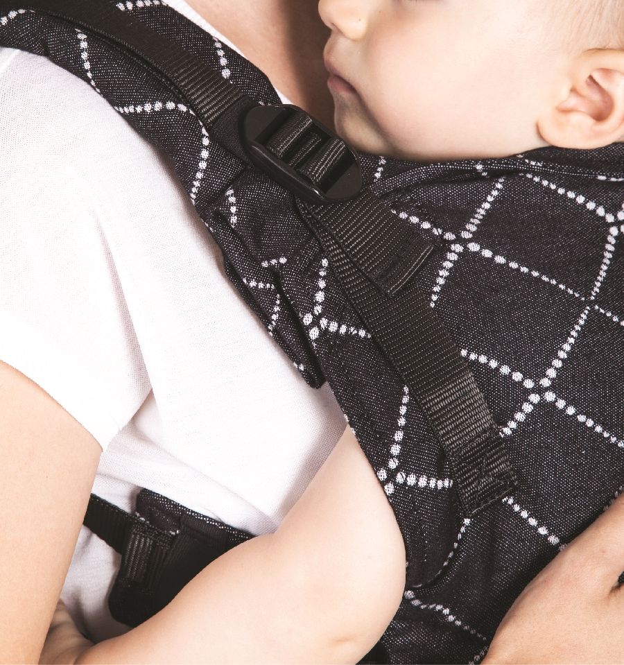 Isara The One Diamonda Black babycarrier